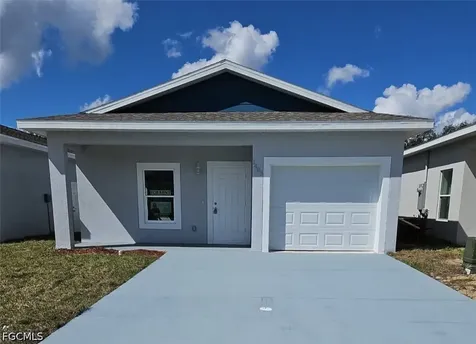 1483 Las Villas Blvd 1483 Las Villas Boulevard S Sebring FL 33870