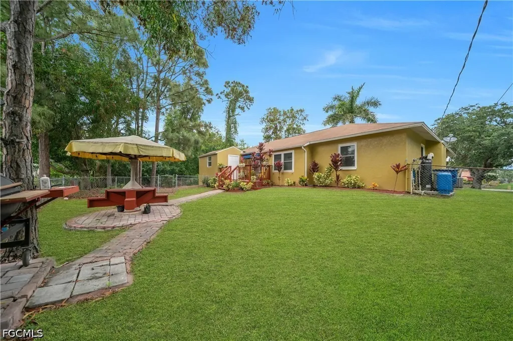 8434 Butternut Road Fort Myers FL 33967