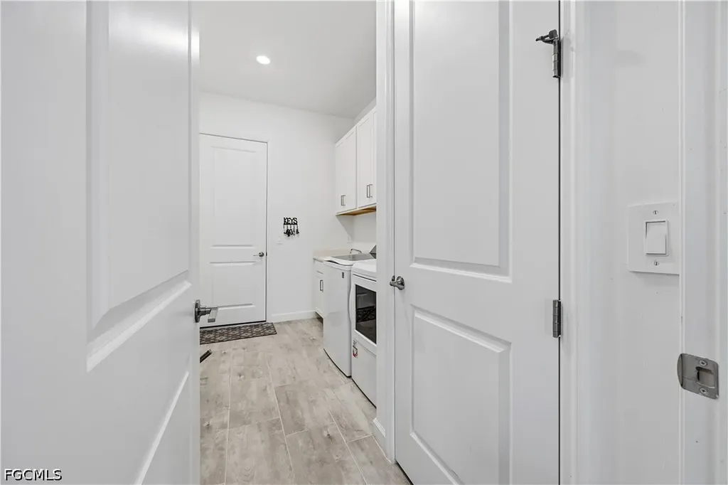 13991 Binghampton Drive Fort Myers FL 33905