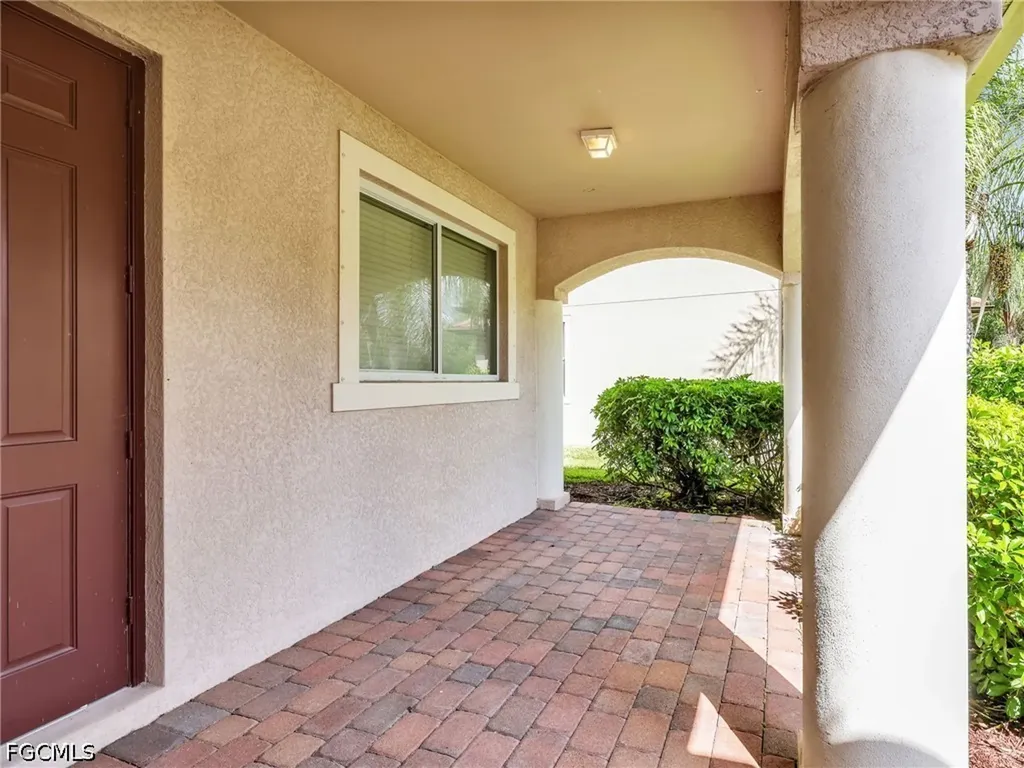 1529 Birdie Drive Naples FL 34120