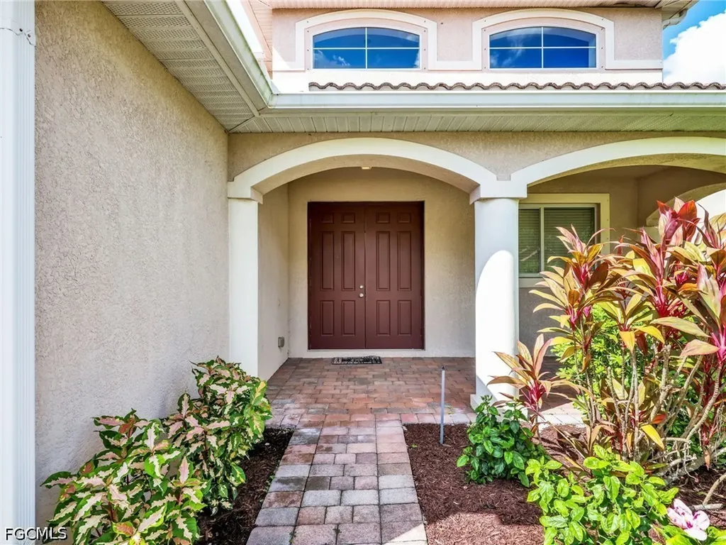 1529 Birdie Drive Naples FL 34120