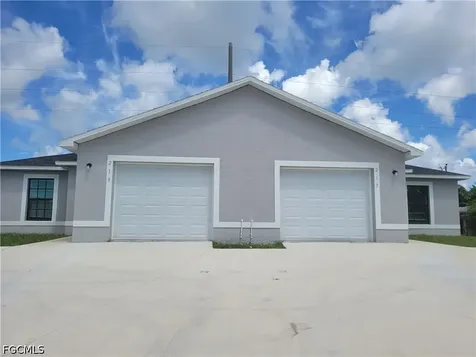 217/219 Cape Coral Parkway W Cape Coral FL 33914