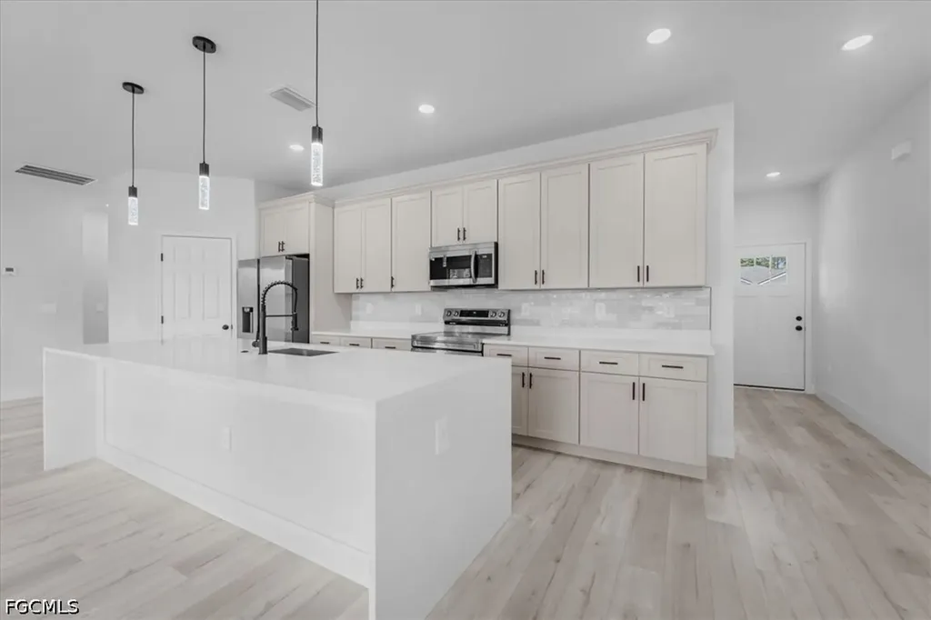 2801 Monza Drive Sebring FL 33872