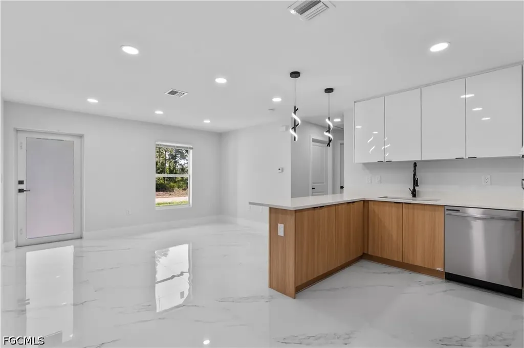 940 Berg Street E Lehigh Acres FL 33974