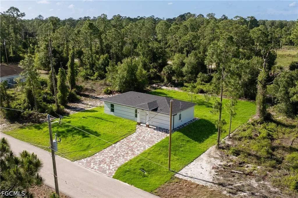 940 Berg Street E Lehigh Acres FL 33974
