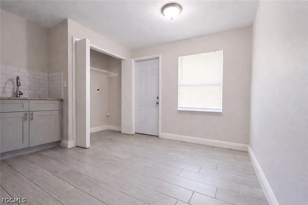 5451 11th Avenue Fort Myers FL 33907