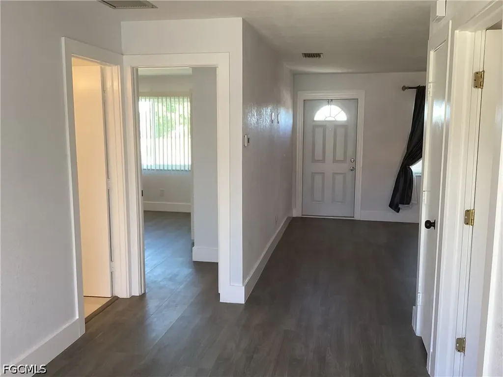 1123 NE 15th Lane Cape Coral FL 33909