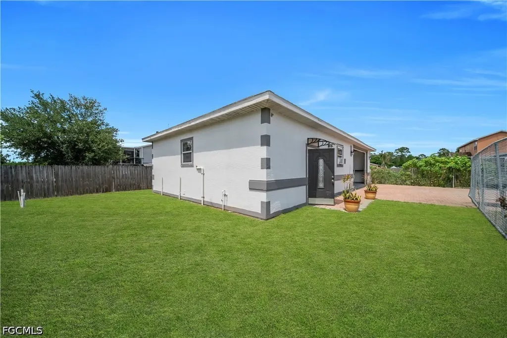 5314 4th Street W Lehigh Acres FL 33971