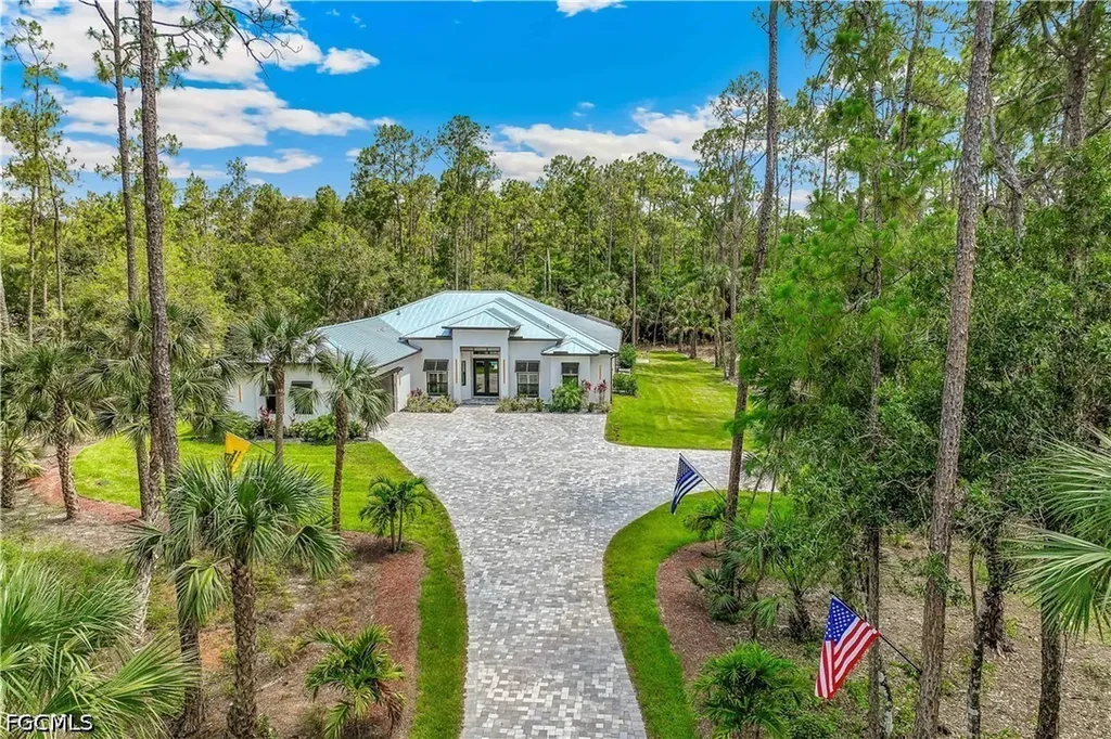 4348 6th Avenue SE Naples FL 34117