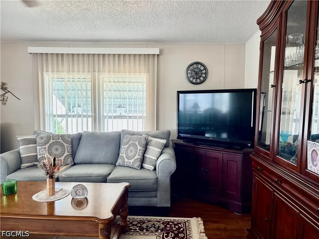 3021 Artesian Lane North Fort Myers FL 33917