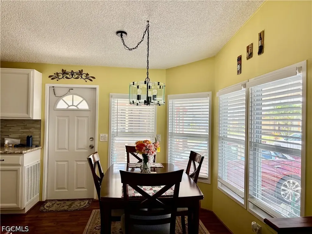 3021 Artesian Lane North Fort Myers FL 33917