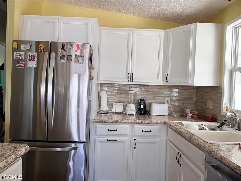 3021 Artesian Lane North Fort Myers FL 33917