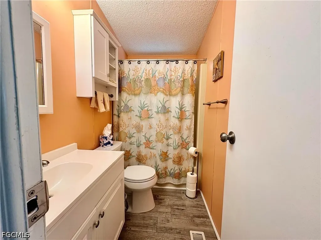 3021 Artesian Lane North Fort Myers FL 33917