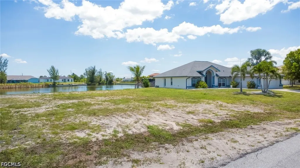 1227 NW 20th Place Cape Coral FL 33993