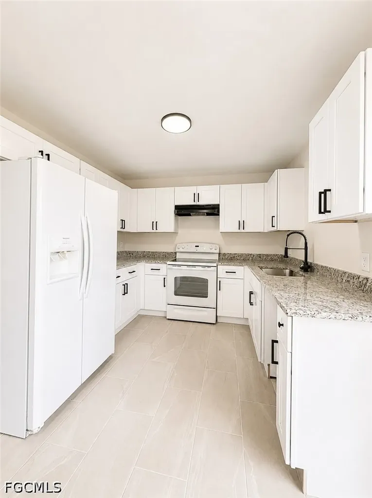 5422 9th Avenue Fort Myers FL 33907