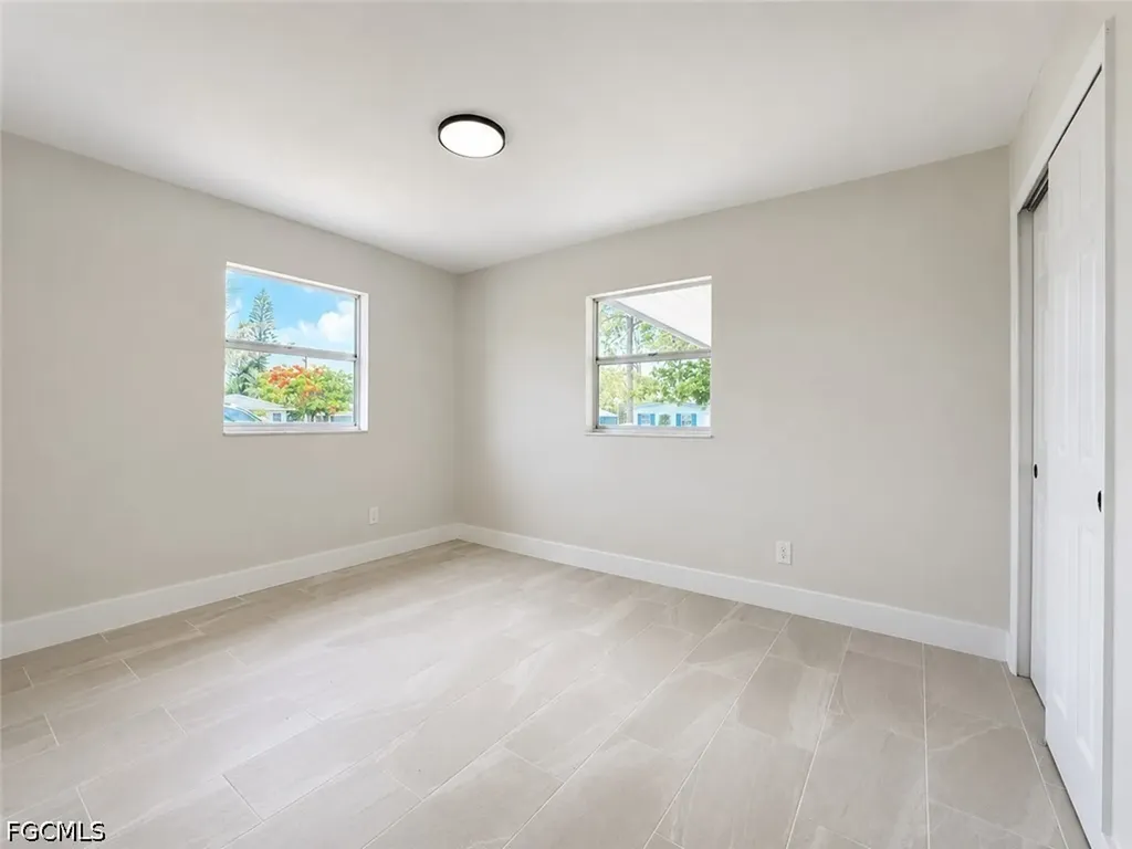 5422 9th Avenue Fort Myers FL 33907