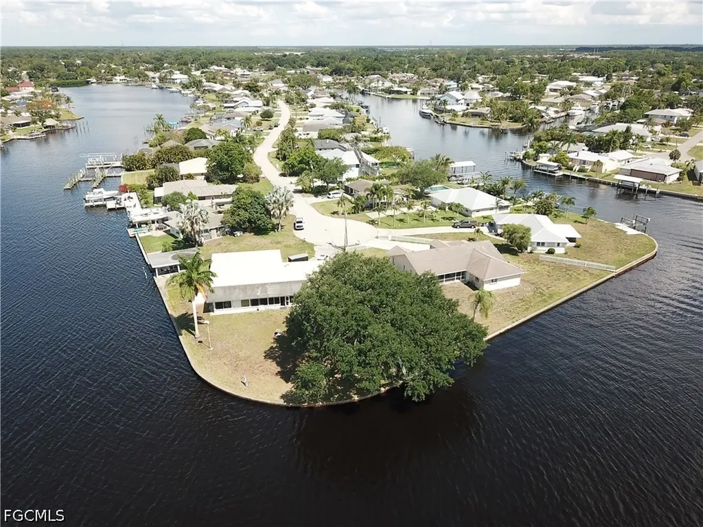 13208 Marquette Boulevard Fort Myers FL 33905