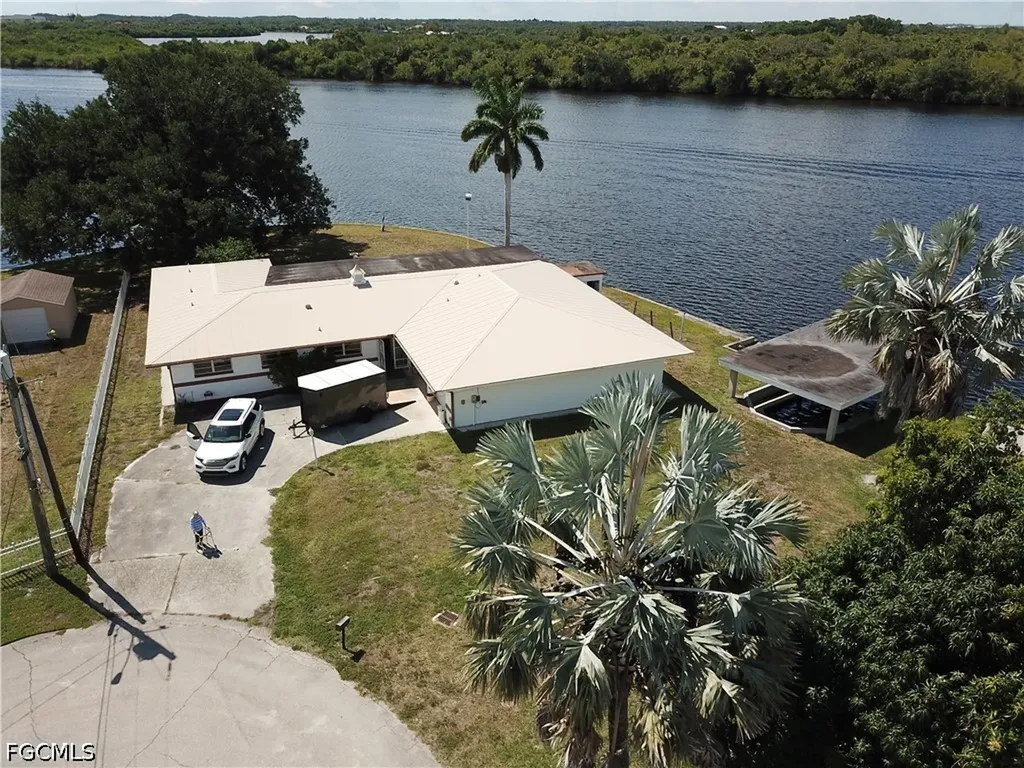13208 Marquette Boulevard Fort Myers FL 33905