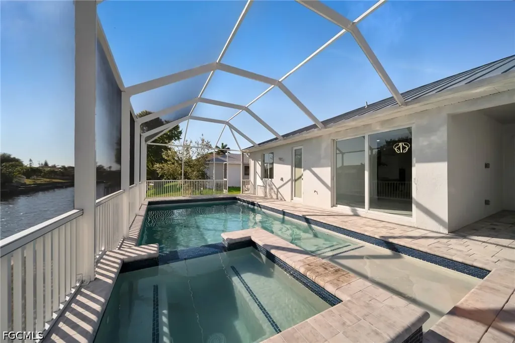 1430 SE 23rd Street Cape Coral FL 33990