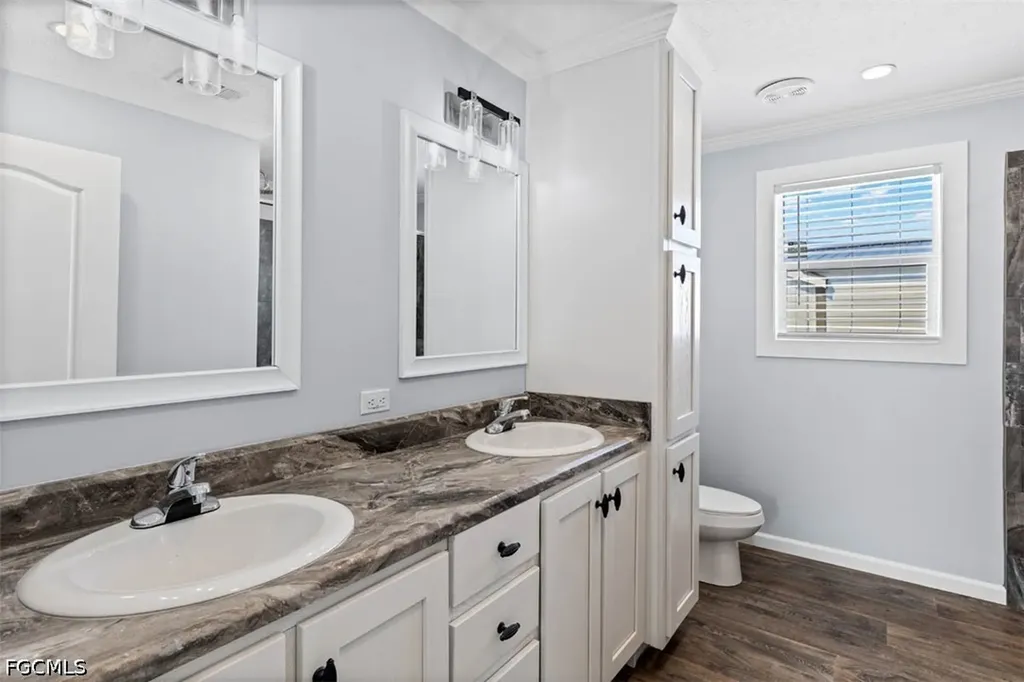 228 Poinsettia Drive Fort Myers FL 33905
