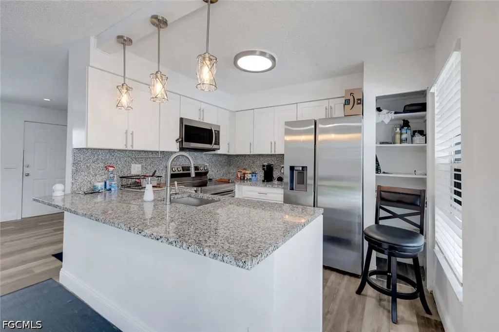 1307 SW 43rd Lane Cape Coral FL 33914