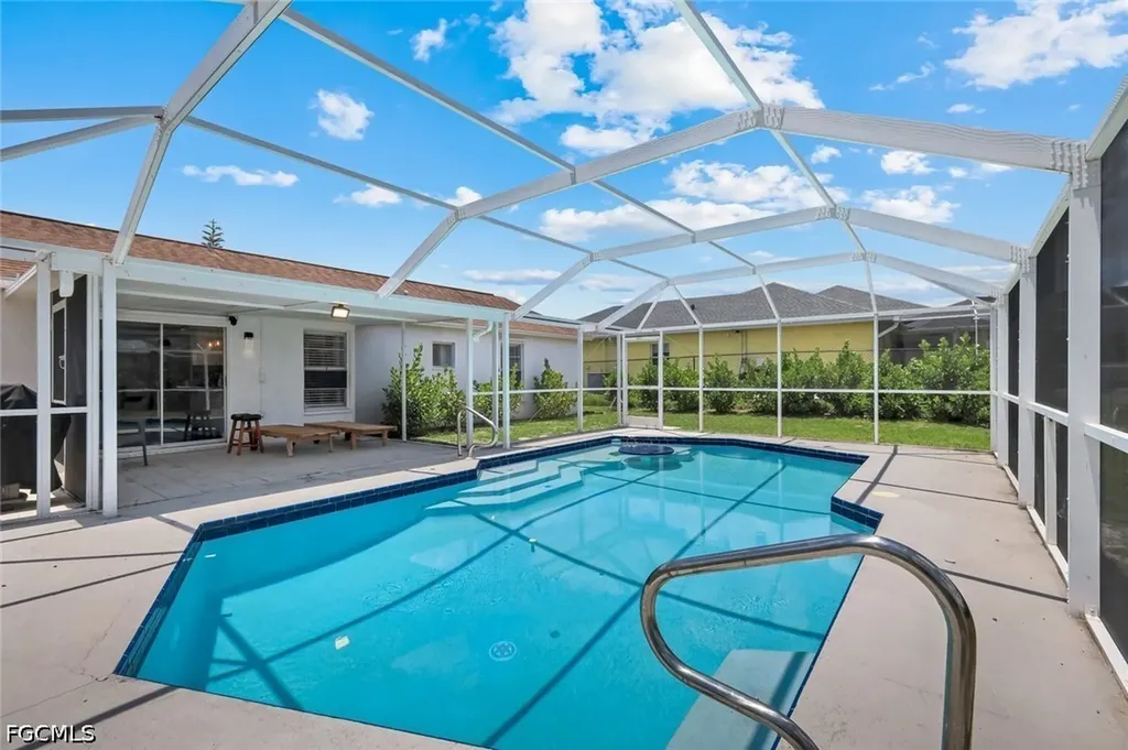 1307 SW 43rd Lane Cape Coral FL 33914