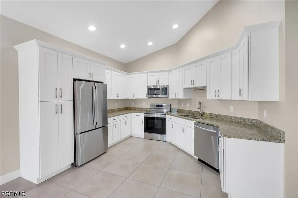 1133 SW Trafalgar Parkway Cape Coral FL 33991