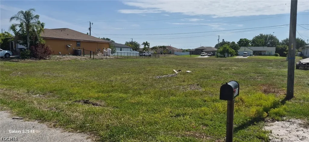 1321 NE 21st Place Cape Coral FL 33909