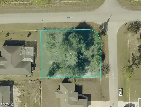 2025 Robert Avenue Alva FL 33920