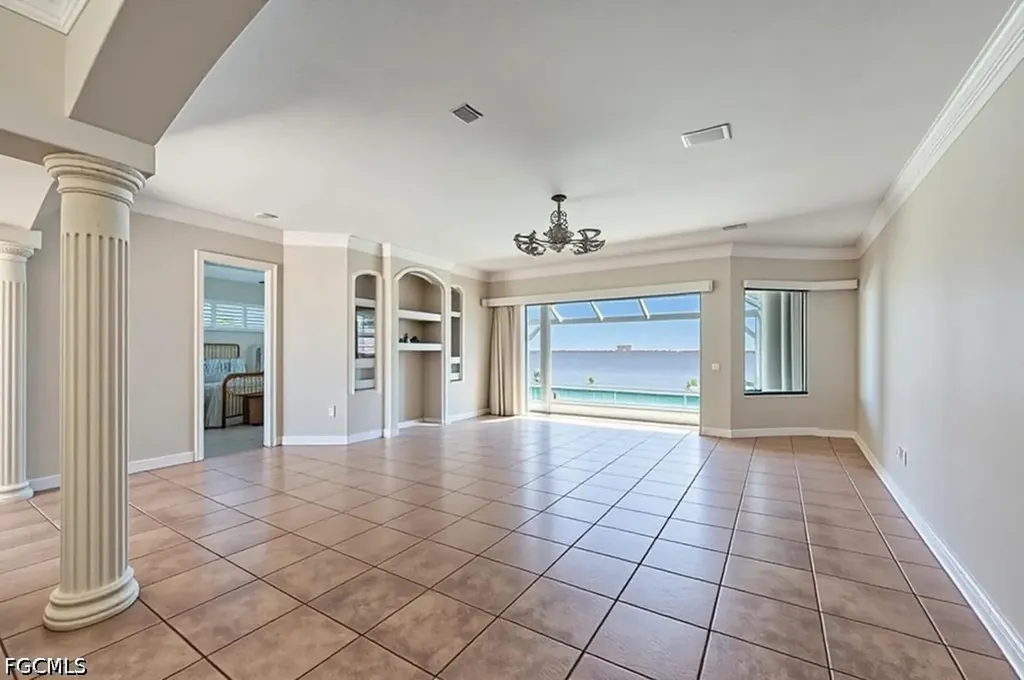 5727 Riverside Drive Cape Coral FL 33904