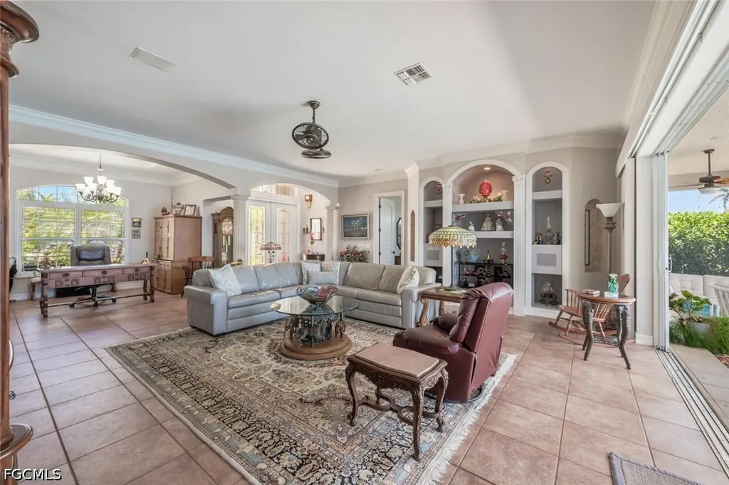 5727 Riverside Drive Cape Coral FL 33904
