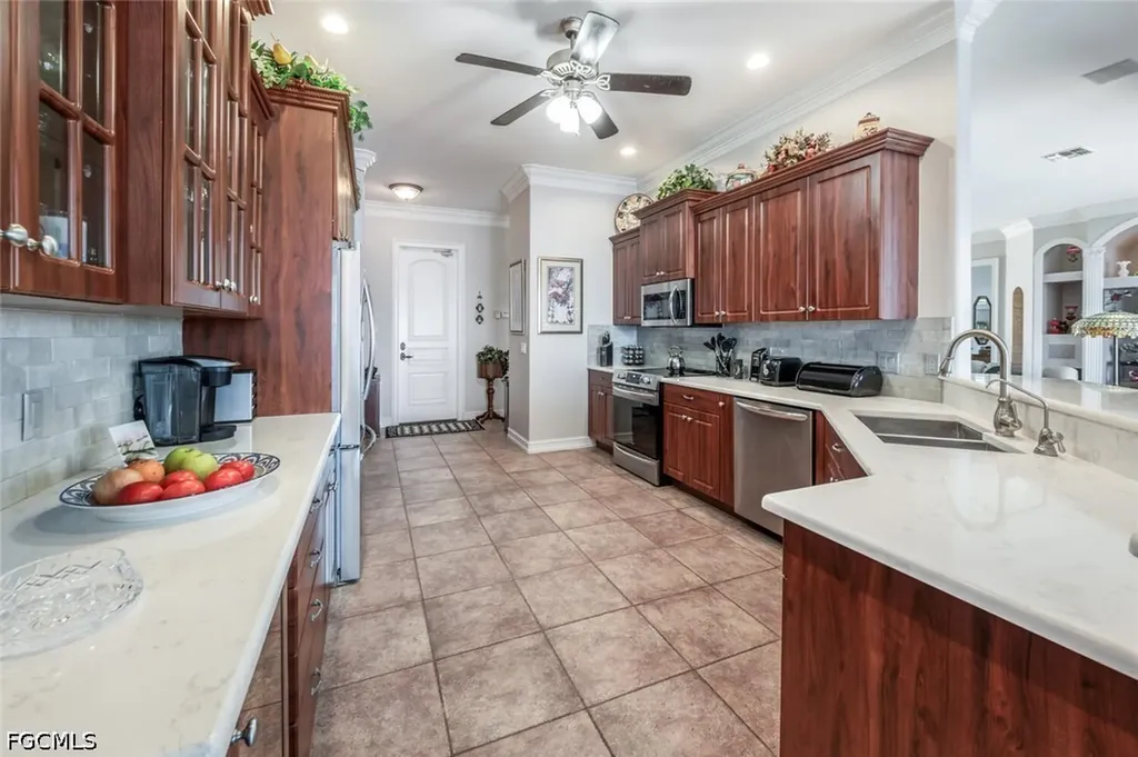 5727 Riverside Drive Cape Coral FL 33904