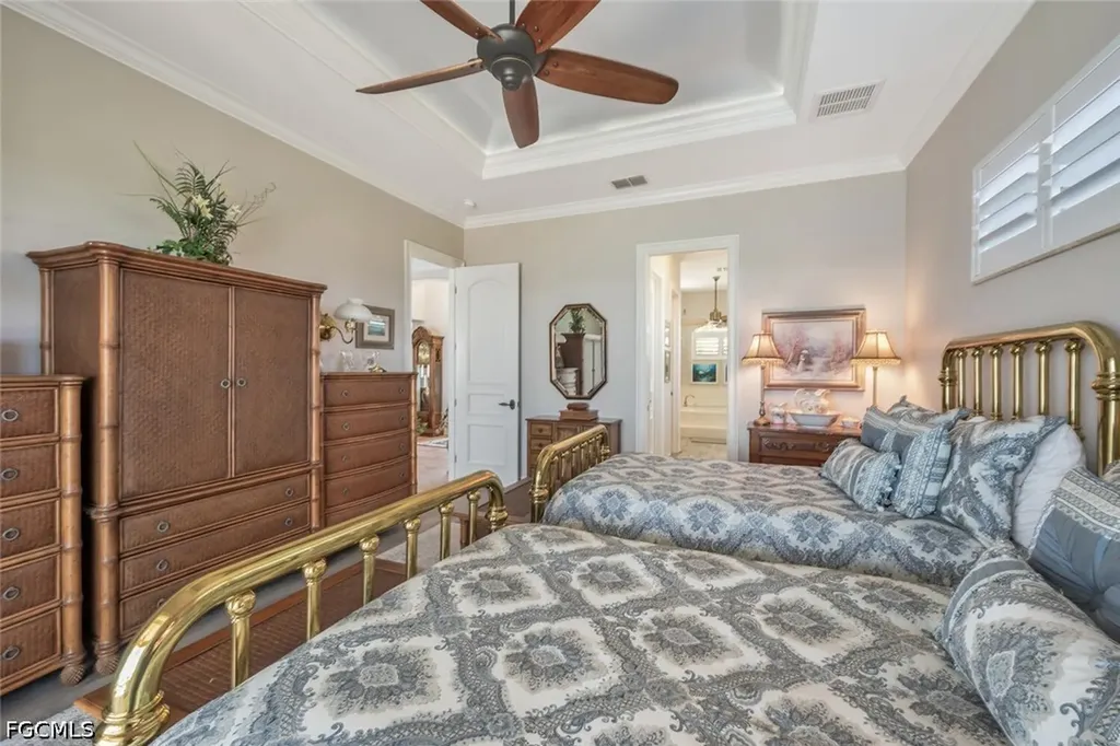 5727 Riverside Drive Cape Coral FL 33904