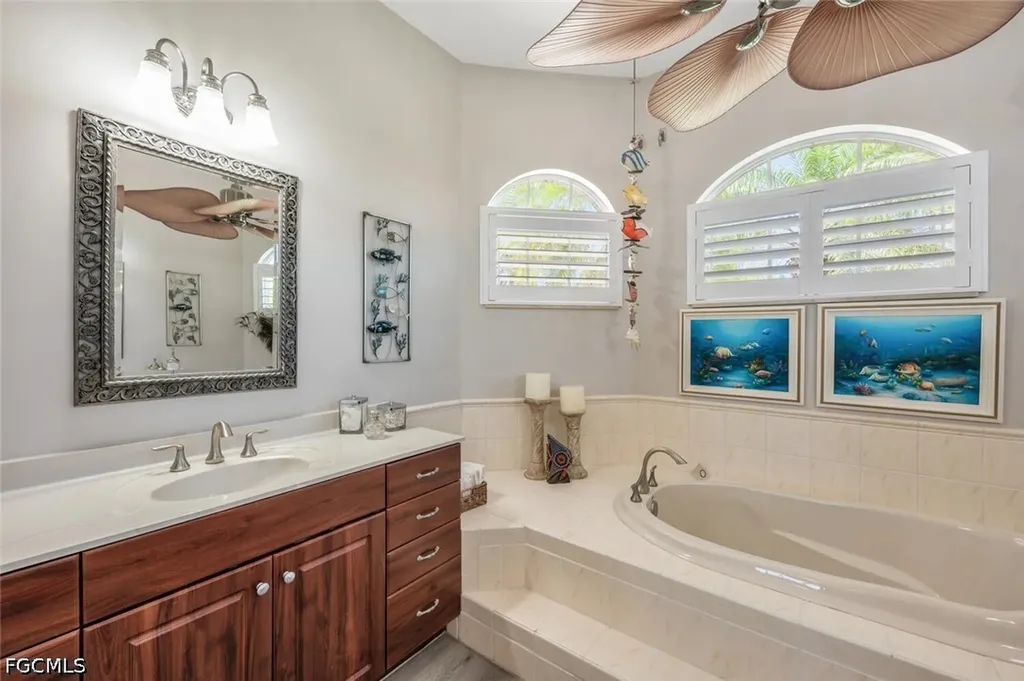 5727 Riverside Drive Cape Coral FL 33904