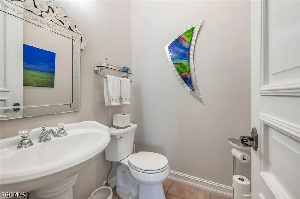 5727 Riverside Drive Cape Coral FL 33904
