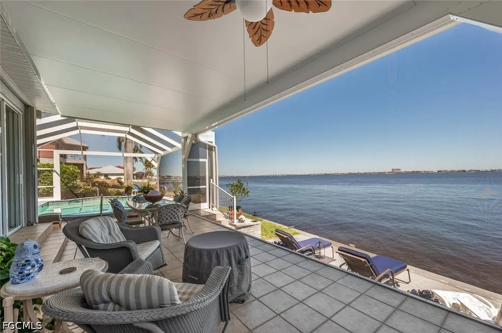 5727 Riverside Drive Cape Coral FL 33904