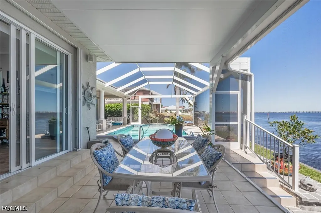 5727 Riverside Drive Cape Coral FL 33904