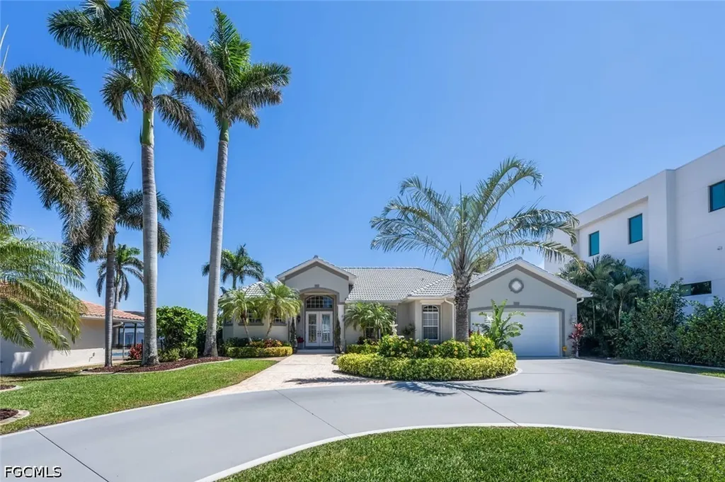 5727 Riverside Drive Cape Coral FL 33904