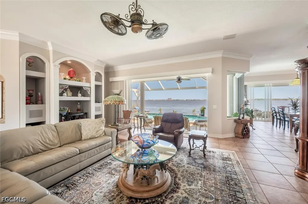 5727 Riverside Drive Cape Coral FL 33904