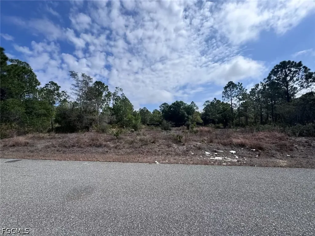 618 Leroy Avenue Lehigh Acres FL 33972
