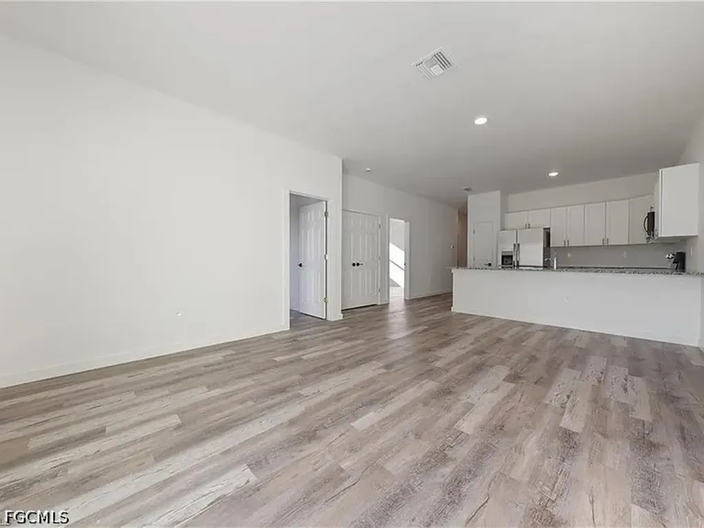 2206 Leda Avenue S Lehigh Acres FL 33973
