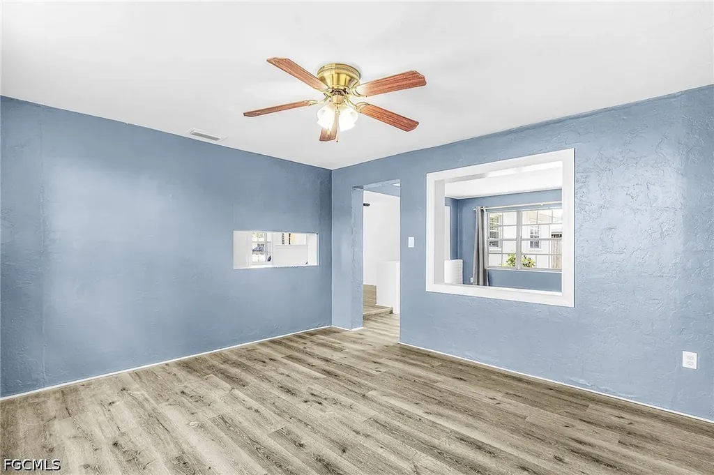 4360 Lagg Avenue Fort Myers FL 33901