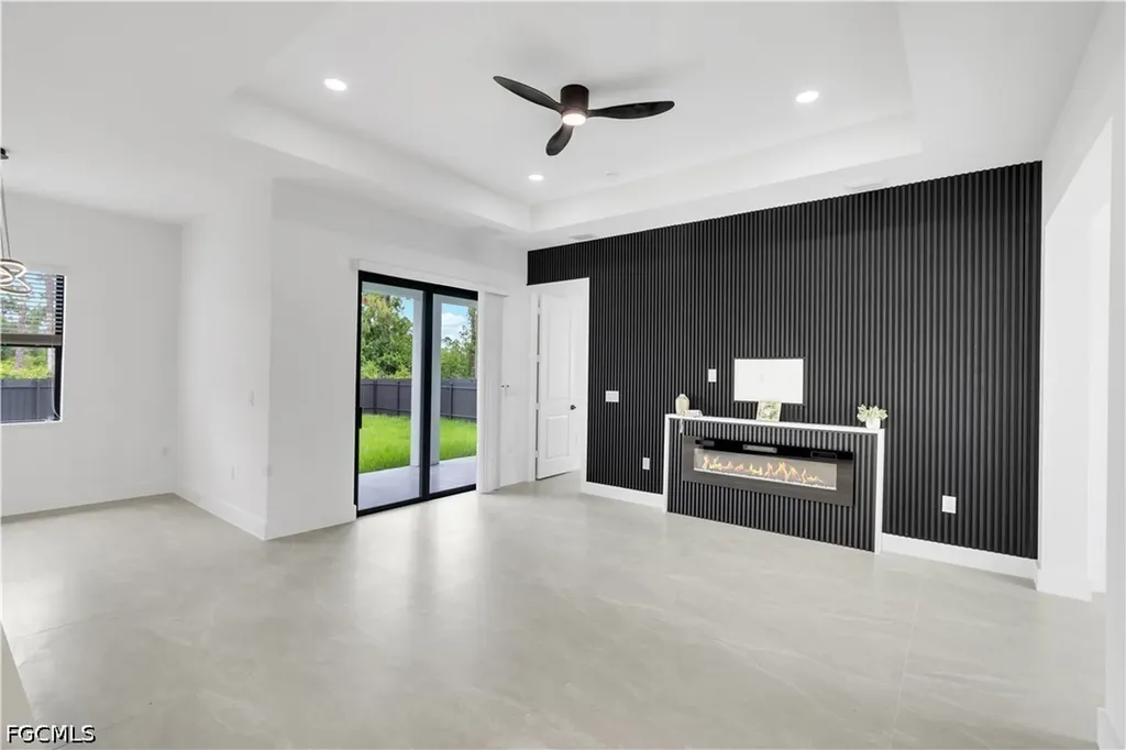 1047 Merry Street E Lehigh Acres FL 33974