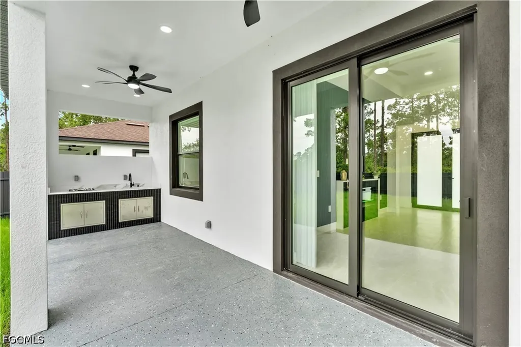 1047 Merry Street E Lehigh Acres FL 33974