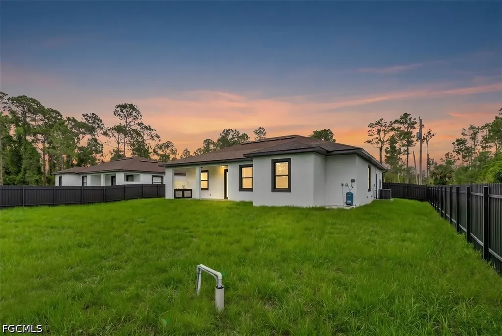 1047 Merry Street E Lehigh Acres FL 33974