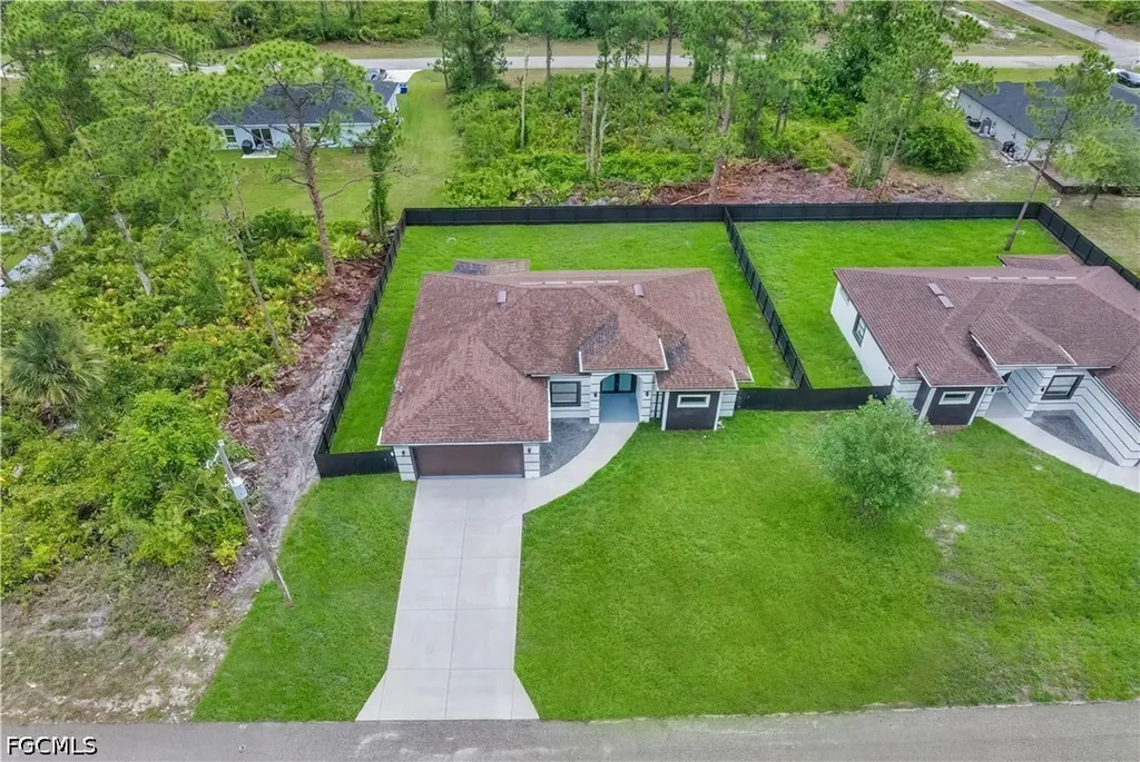 1047 Merry Street E Lehigh Acres FL 33974