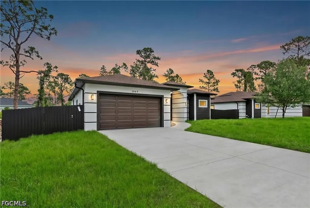 1047 Merry Street E Lehigh Acres FL 33974
