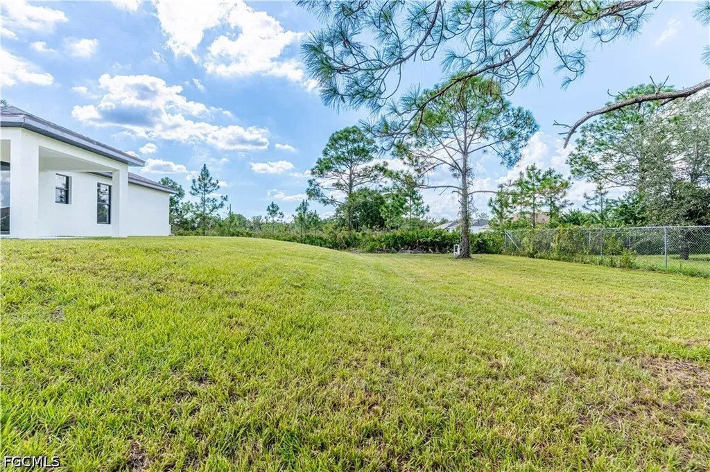 2710 42nd Street W Lehigh Acres FL 33971