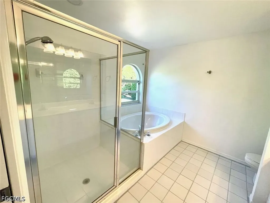 7588 Cameron Circle Fort Myers FL 33912