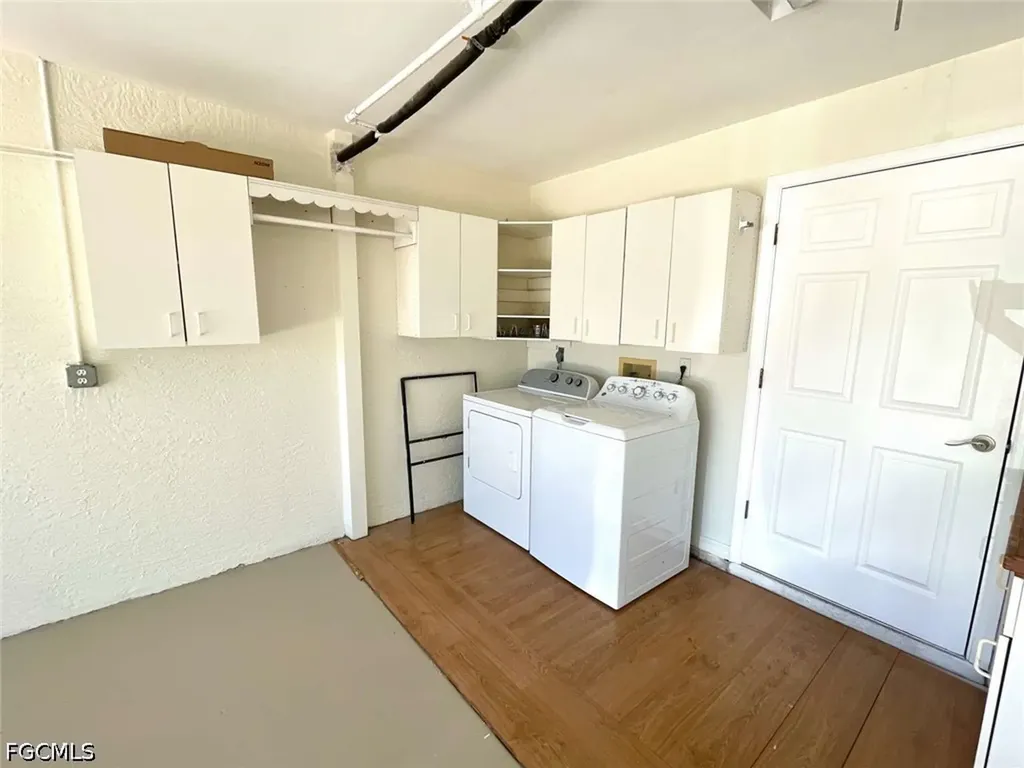 7588 Cameron Circle Fort Myers FL 33912